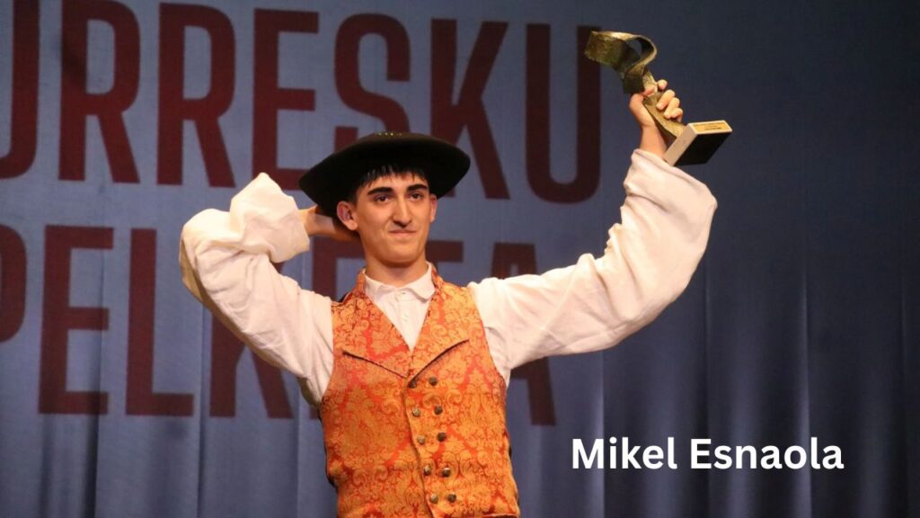 Mikel Esnaola: trayectoria, investigación y aportaciones destacadas Mikel Esnaola
